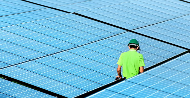 EDC’s expanded risk offering and Cleantech Team provides the financing, risk protection, market knowledge and global contacts you need to finance your export growth.